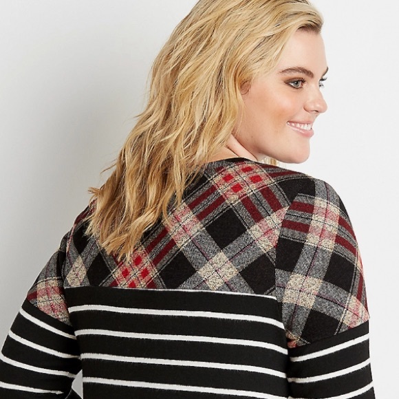 Plus 0X,3X Plaid Stripe Blocked Football Top - Picture 5 of 13